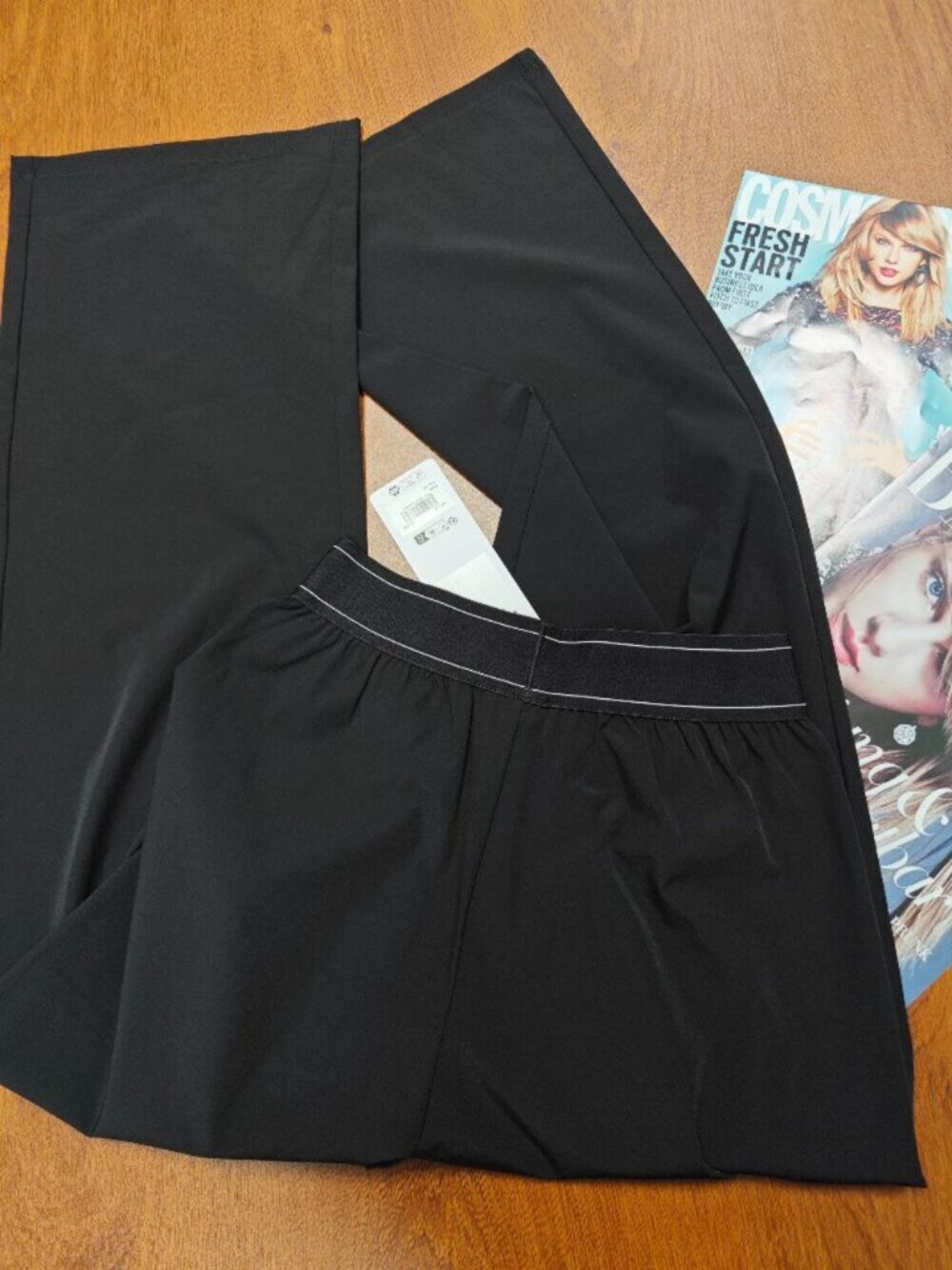 New💜ALO Yoga Suit Up Trouser Black, Straight legs loose | Regular 30-inch - Picture 5 of 7